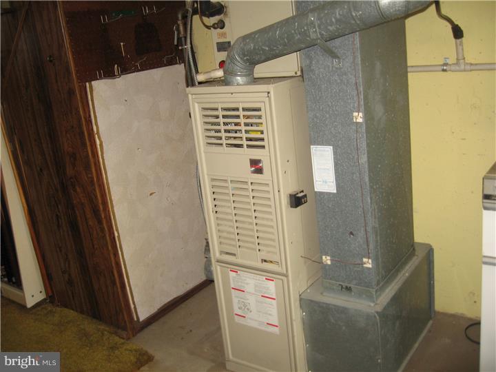 5335 Cottage Street Philadelphia, PA 19124 - Photo 18 of 22 Basement