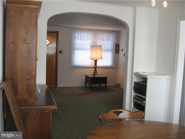 5335 Cottage Street Philadelphia, PA 19124 - Photo 6 of 22 Dining Room