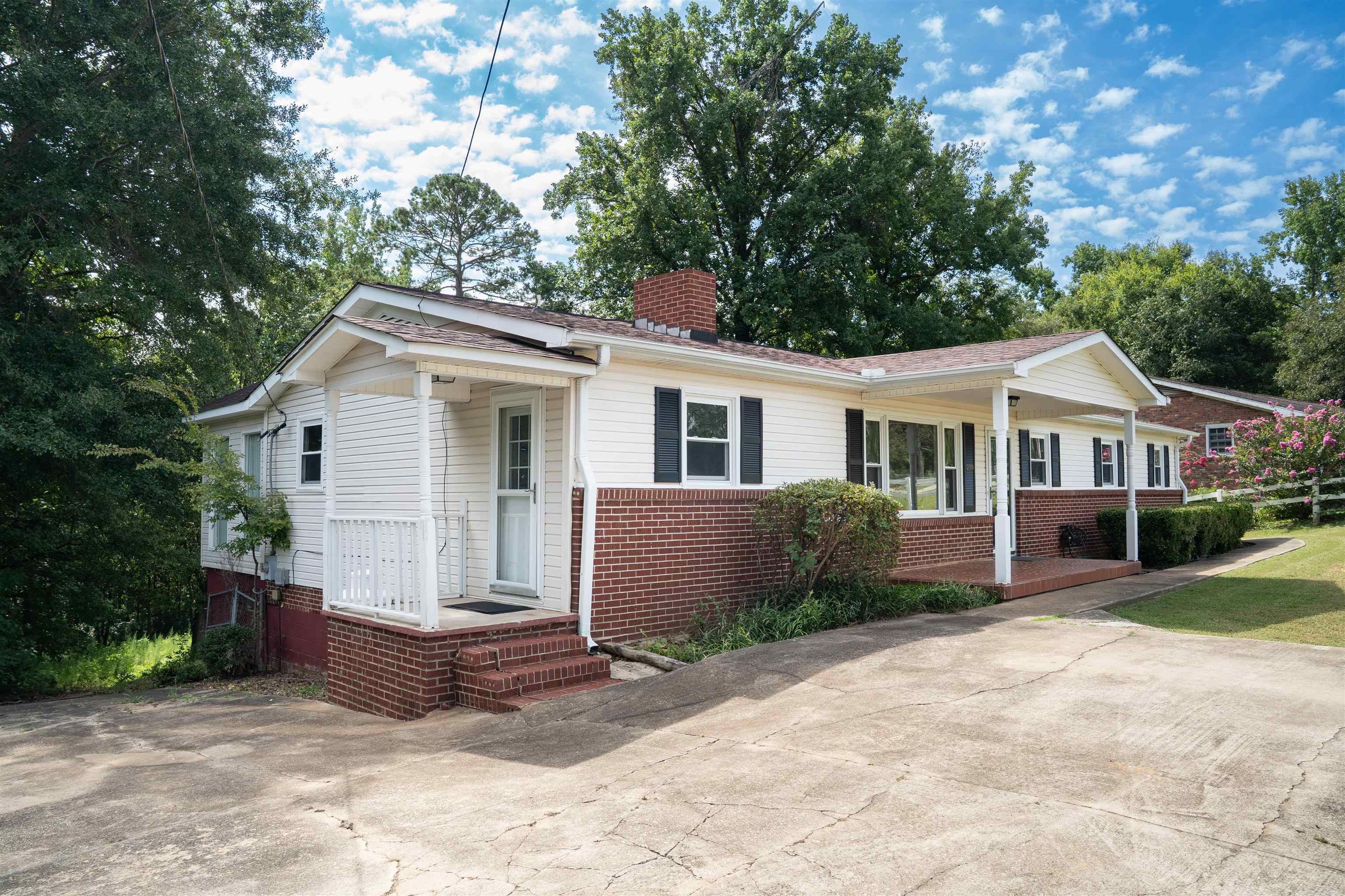 290 State Rd S-42-59 Spartanburg, SC 29307 - Photo 2 of 36 Gallery Image 2