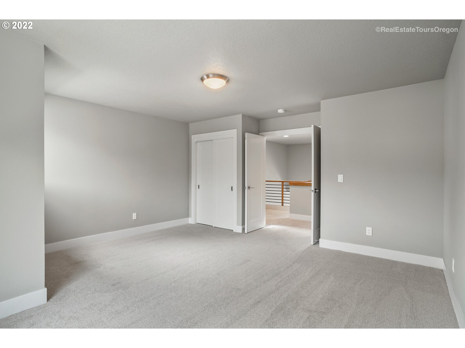 7048 Southwest Raz Court Portland, OR 97223 - Photo 23 of 28 Gallery Image 23