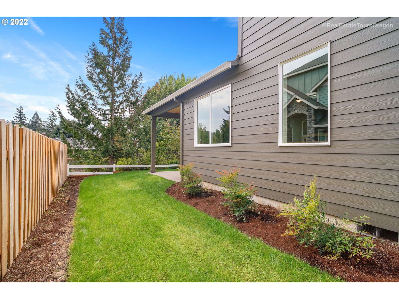 7048 Southwest Raz Court Portland, OR 97223 - Photo 28 of 28 Gallery Image 28