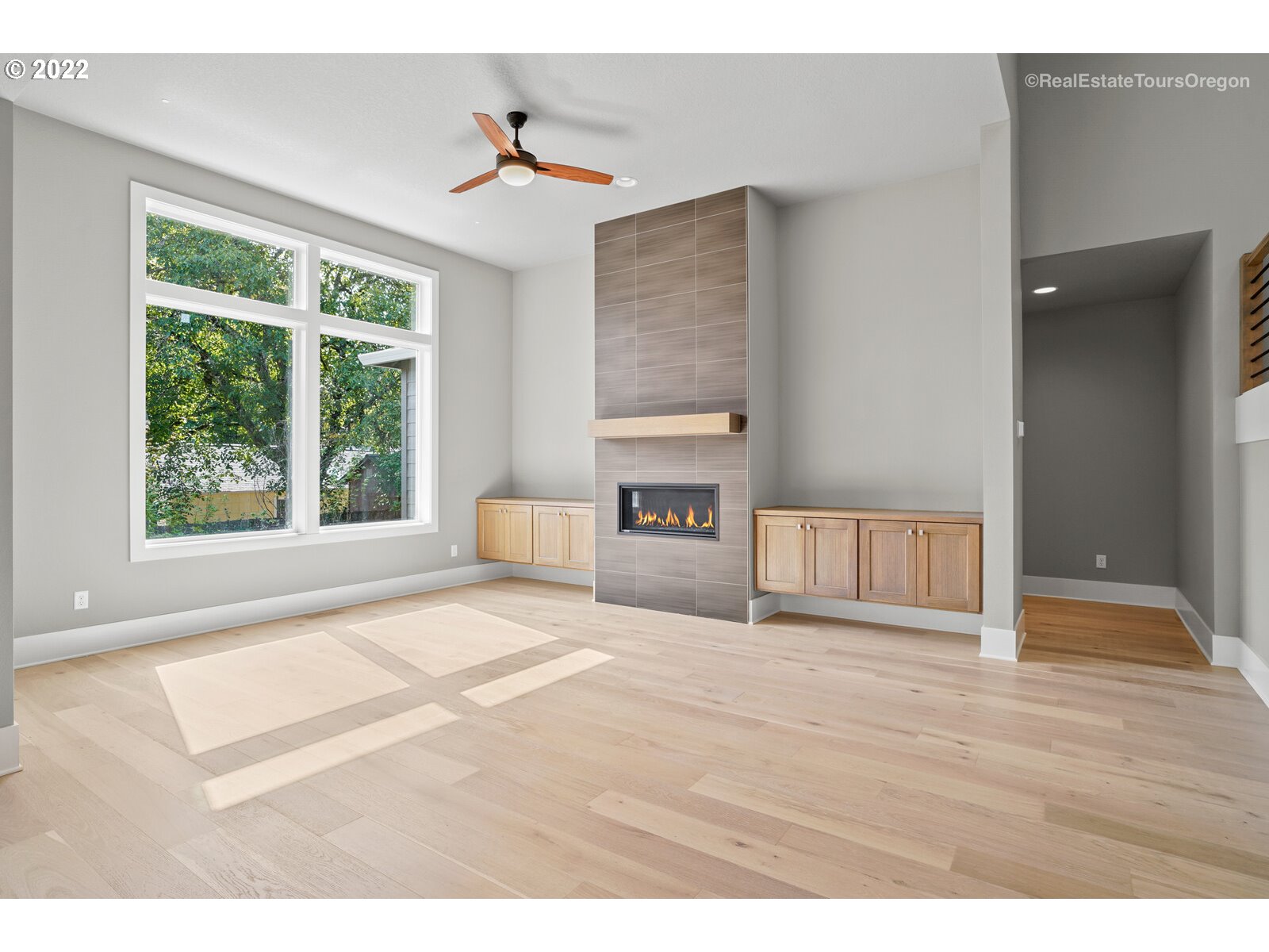 7048 Southwest Raz Court Portland, OR 97223 - Photo 6 of 28 Kitchen