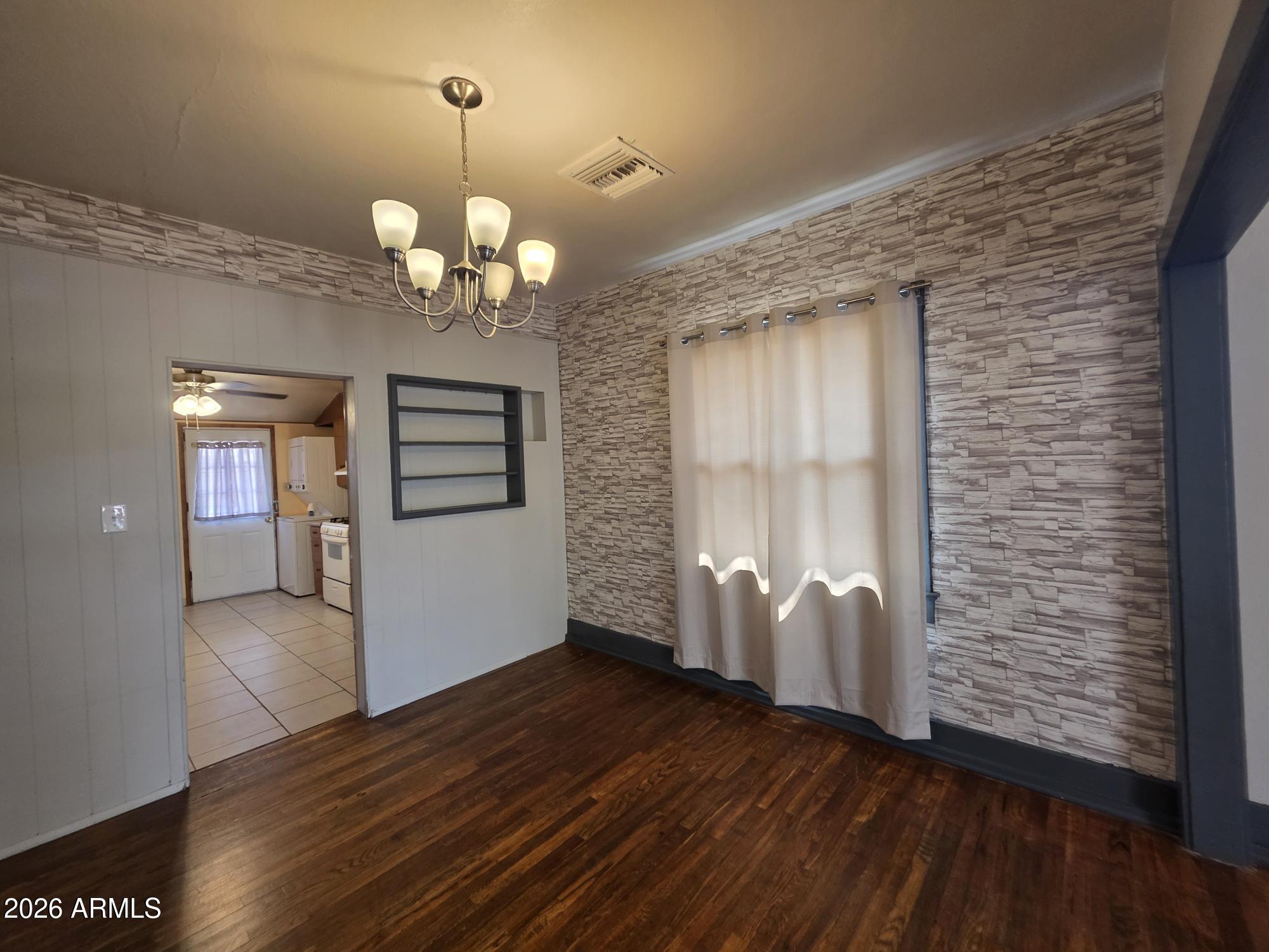 1236 East 13th Street Douglas, AZ 85607 - Photo 4 of 31 236 13th dining room