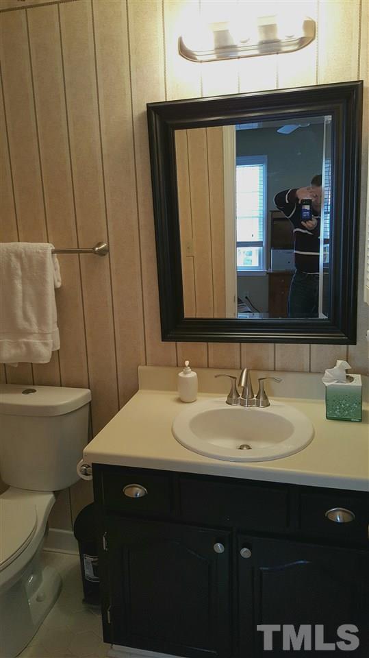 4633 Fawnbrook Circle Raleigh, NC 27612 - Photo 14 of 23 Gallery Image 14