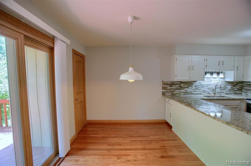2403 Rochelle Park Drive Rochester Hills, MI 48309 - Photo 13 of 30
