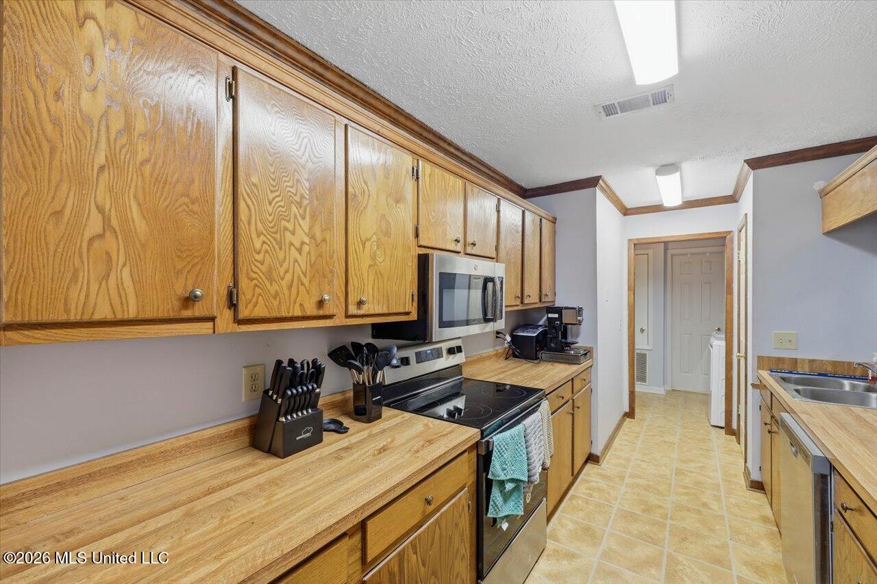 113 Meadowview Circle, Unit A Clinton, MS 39056 - Photo 9 of 38 09-113-A Meadowview Cir _ Hometoursms.co