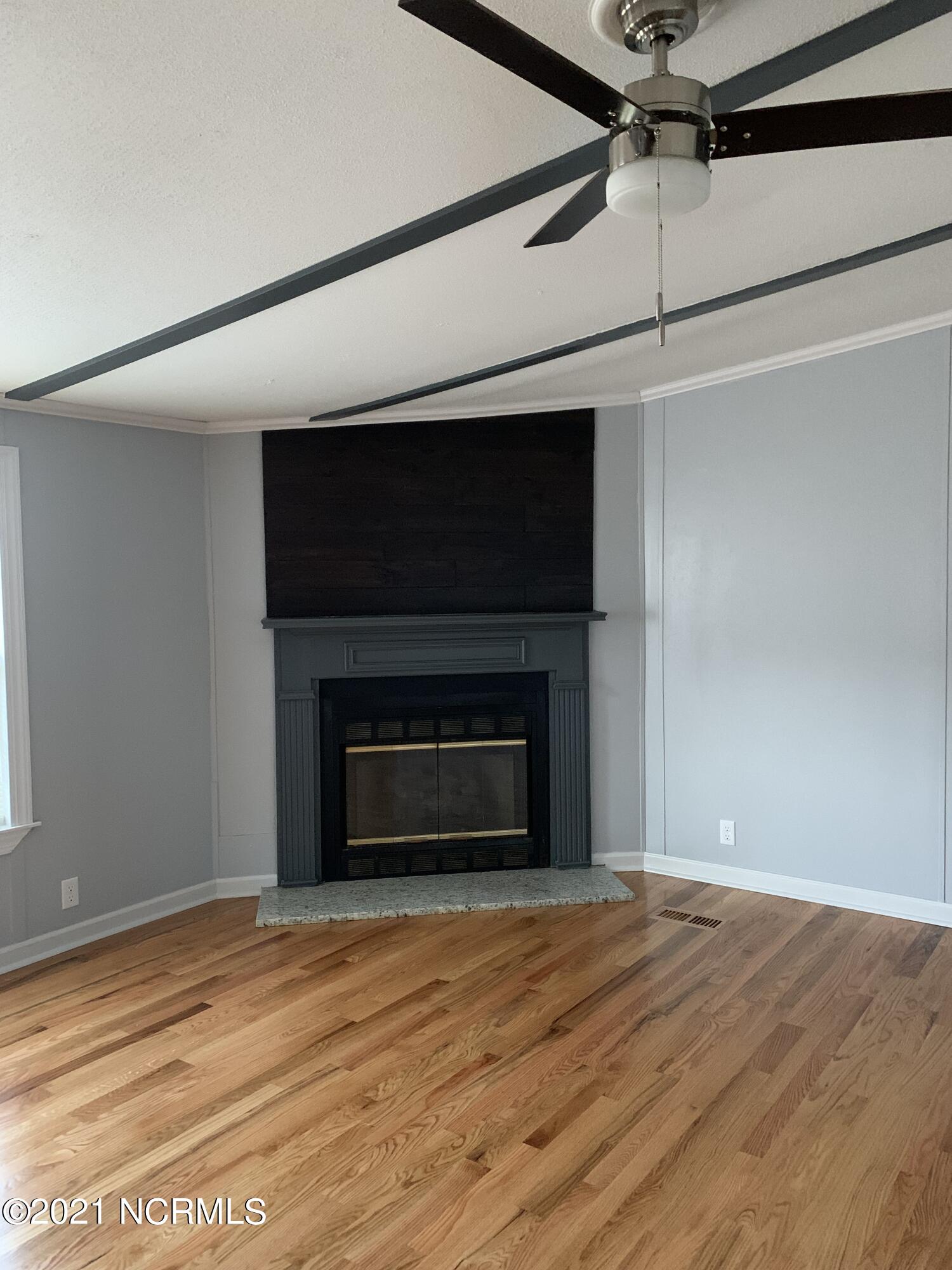 8574 Revell Road Kenly, NC 27542 - Photo 5 of 16 den
