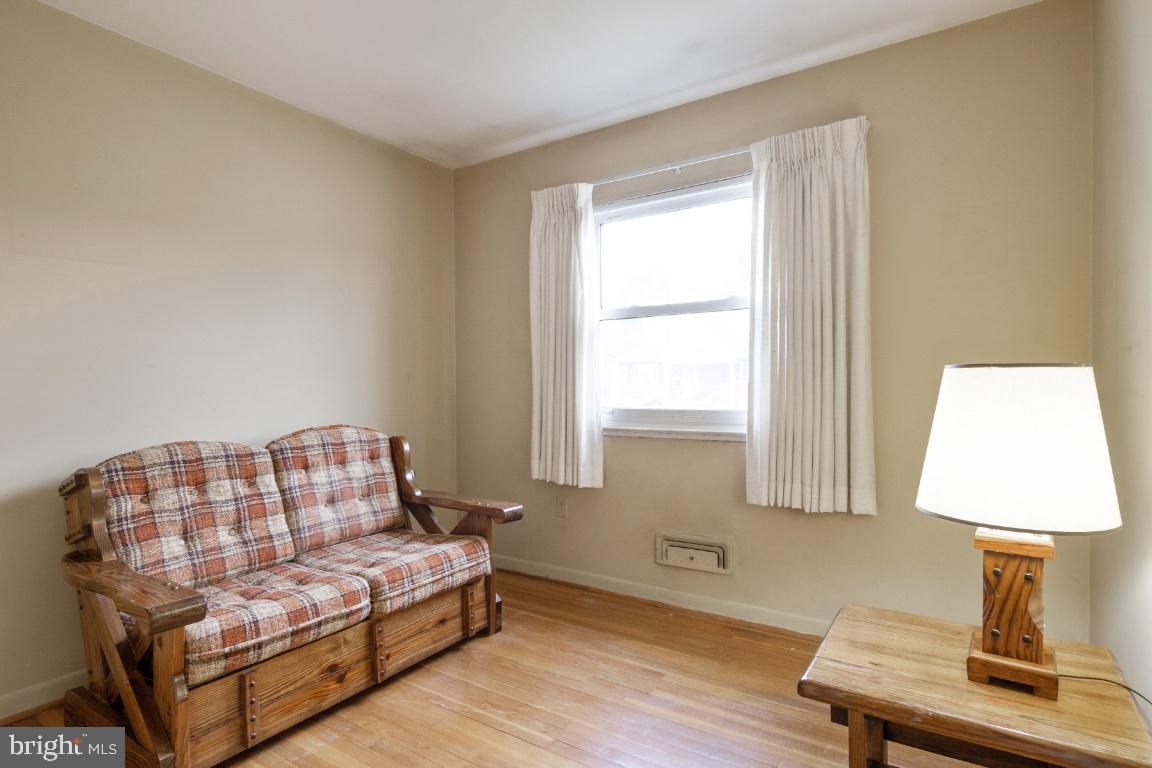 6111 Deerbrook Road Baltimore, MD 21228 - Photo 22 of 41