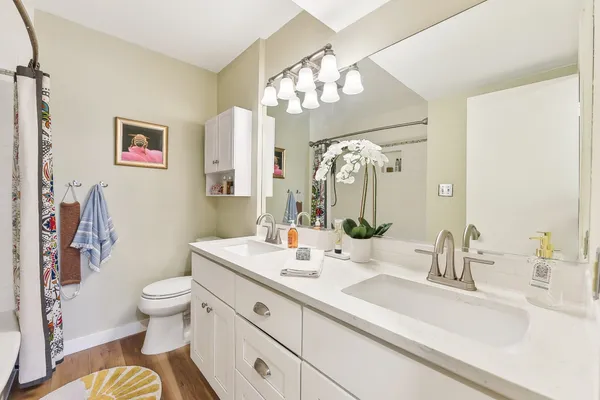 $1,800 | 7801 Shoal Creek Boulevard, Unit 224, Austin, TX 78757