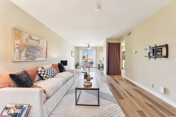 $1,800 | 7801 Shoal Creek Boulevard, Unit 224, Austin, TX 78757