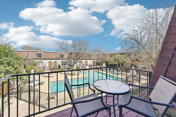 $1,800 | 7801 Shoal Creek Boulevard, Unit 224, Austin, TX 78757