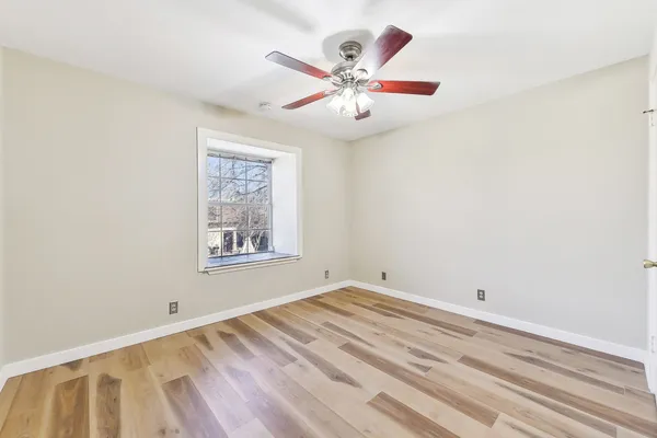 $1,800 | 7801 Shoal Creek Boulevard, Unit 224, Austin, TX 78757
