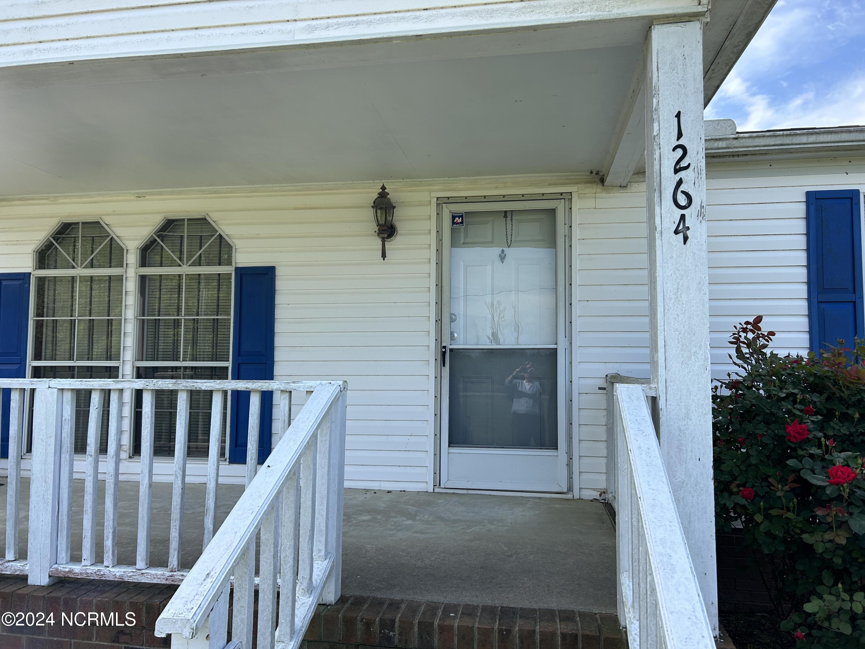 1264 Wade Road Scotland Neck, NC 27874 - Photo 3 of 46 front porch view