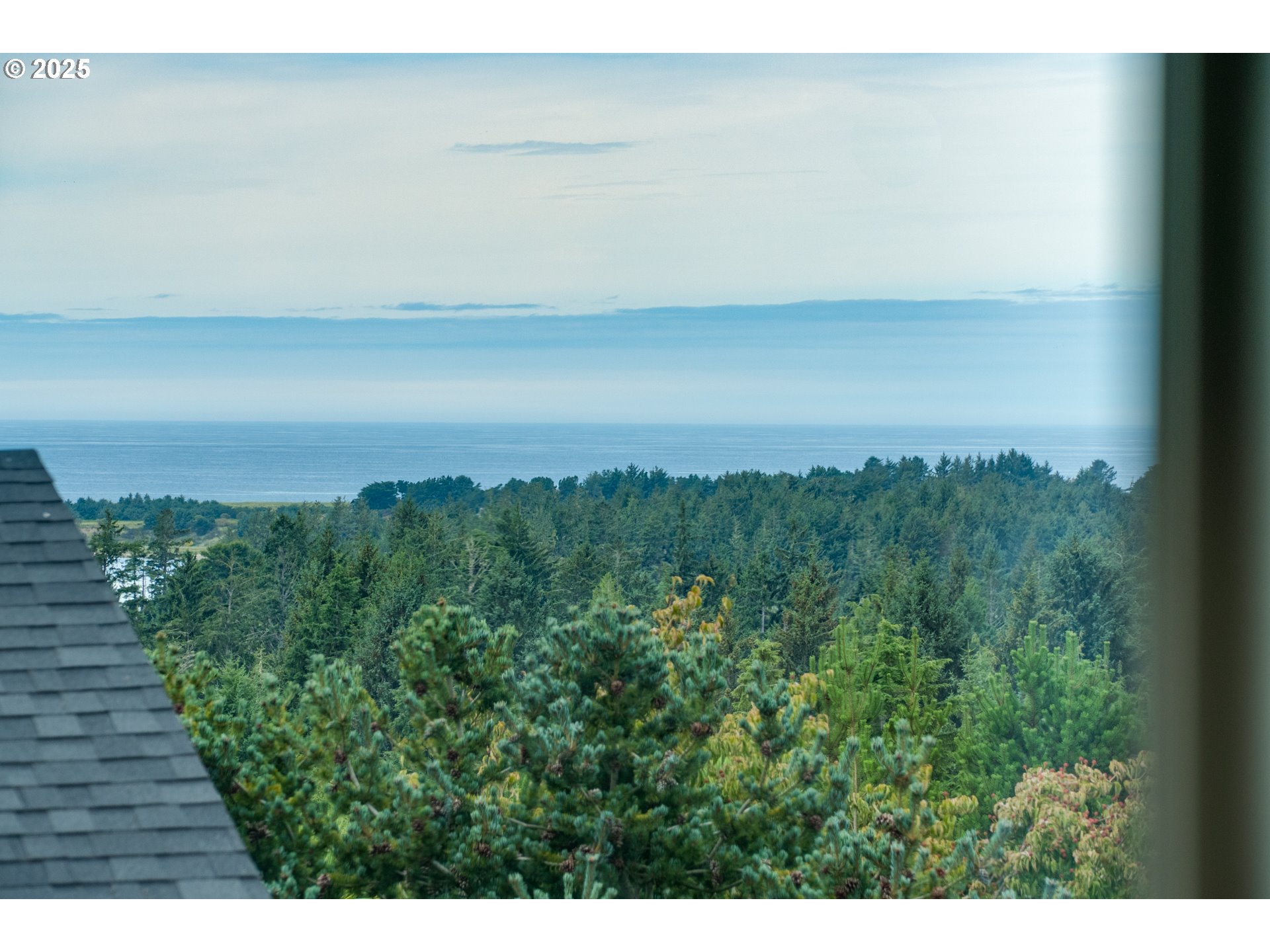 2344 Royal View Drive Seaside, OR 97138 - Photo 26 of 38 a view of a yard with an outdoor space