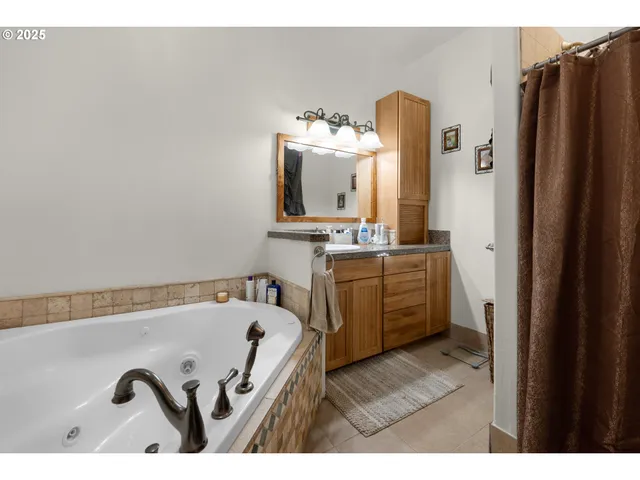 a view of washer and dryer