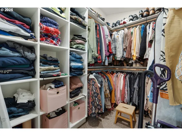a utility room with sink dryer and washer