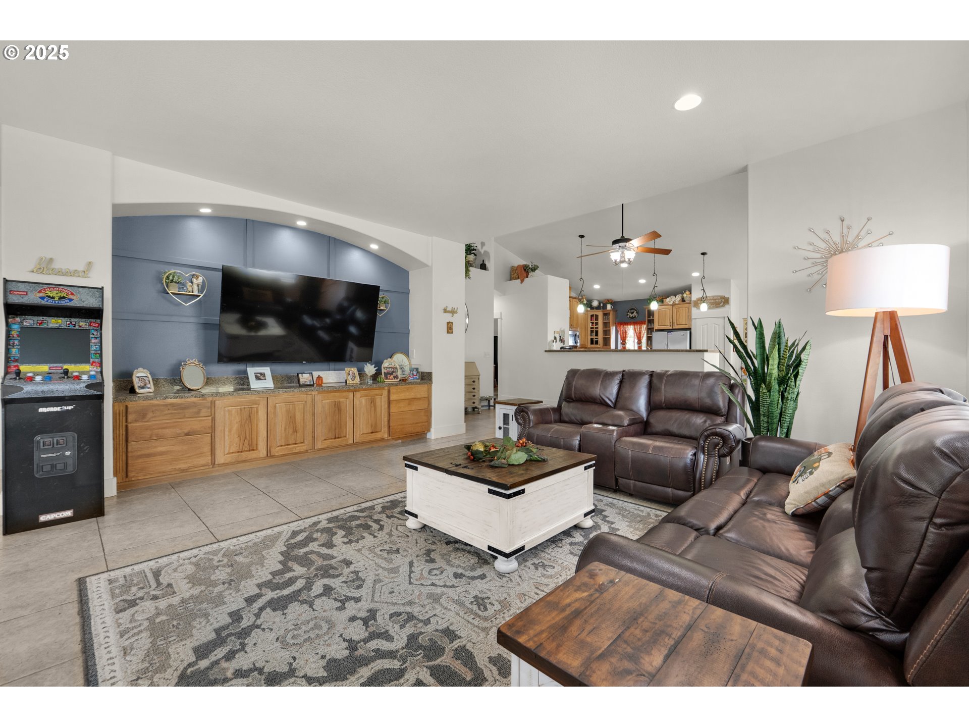 2344 Royal View Drive Seaside, OR 97138 - Photo 7 of 38 a living room with furniture and a flat screen tv