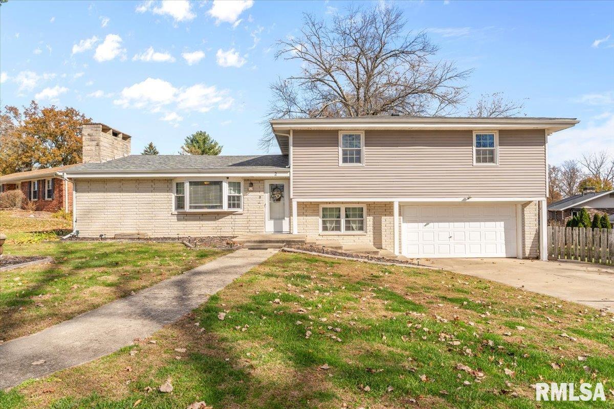 2 Vivian Lane Springfield, IL 62712 - Photo 6 of 28