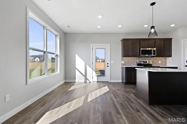 $345,000 | 2103 Vinny Avenue, Moberly, MO 65270