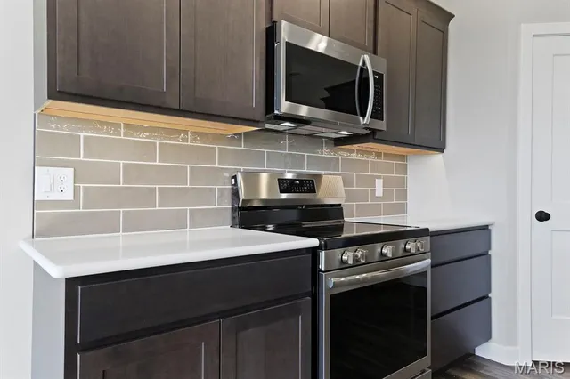 $345,000 | 2103 Vinny Avenue, Moberly, MO 65270