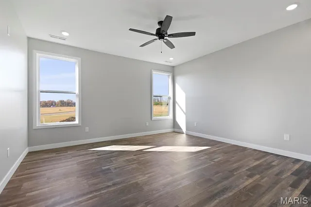 $345,000 | 2103 Vinny Avenue, Moberly, MO 65270