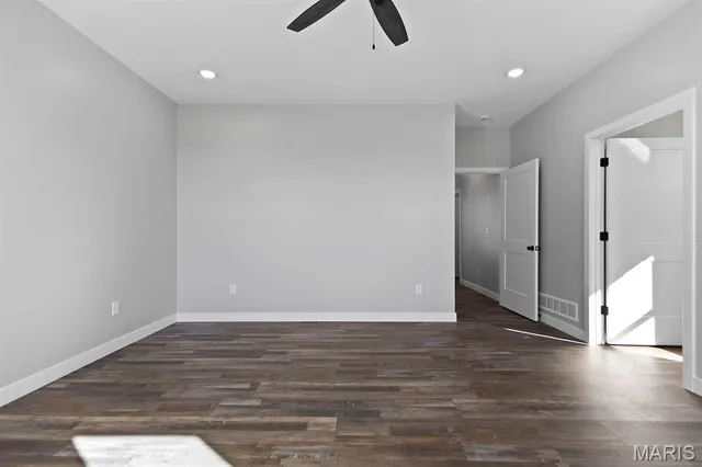 $345,000 | 2103 Vinny Avenue, Moberly, MO 65270