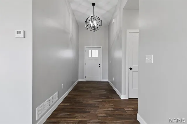 $345,000 | 2103 Vinny Avenue, Moberly, MO 65270