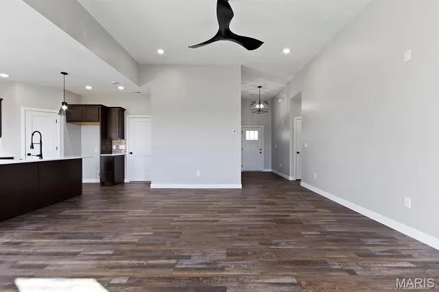 $345,000 | 2103 Vinny Avenue, Moberly, MO 65270