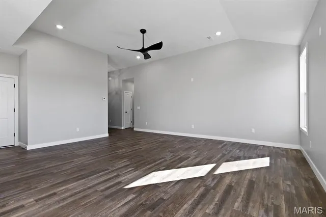 $345,000 | 2103 Vinny Avenue, Moberly, MO 65270