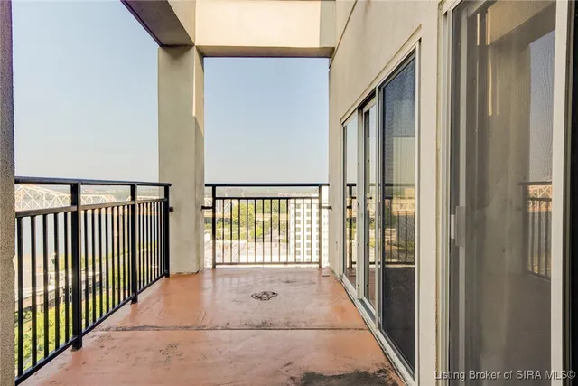 $414,900 | 1 Riverpointe Plaza, Unit 1105, Jeffersonville, IN 47130