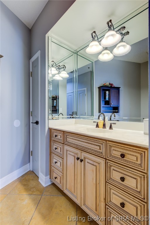 1 Riverpointe Plaza, Unit 1105 Jeffersonville, IN 47130 - Photo 16 of 44 Primary Bath