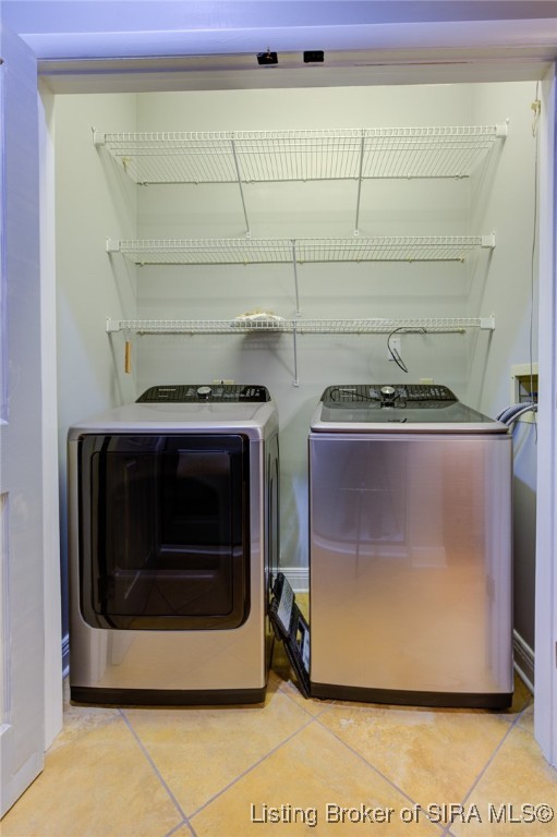 1 Riverpointe Plaza, Unit 1105 Jeffersonville, IN 47130 - Photo 18 of 44 Laundry