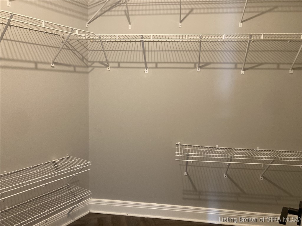 1 Riverpointe Plaza, Unit 1105 Jeffersonville, IN 47130 - Photo 19 of 44 Primary Bedroom Walk in Closet