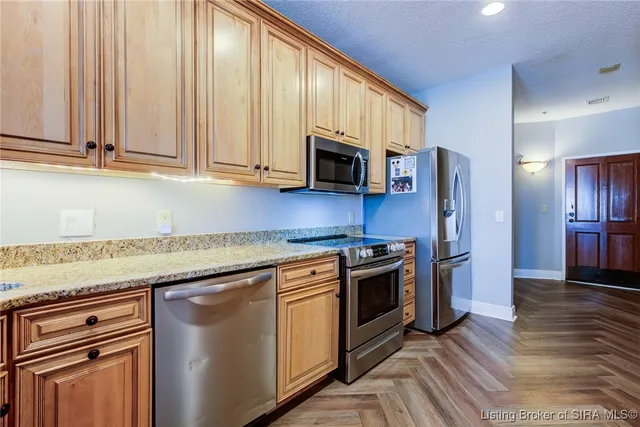 $414,900 | 1 Riverpointe Plaza, Unit 1105, Jeffersonville, IN 47130