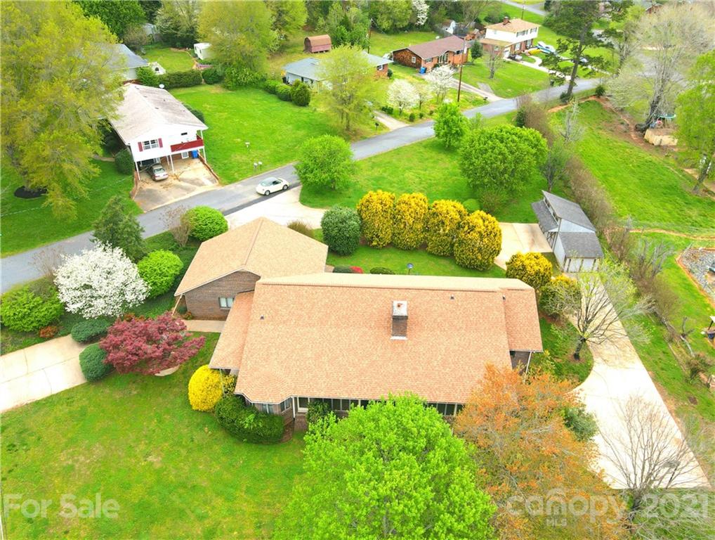 250 Tanner Street Rutherfordton, NC 28139 - Photo 2 of 48 a view of an outdoor space