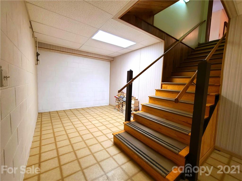 250 Tanner Street Rutherfordton, NC 28139 - Photo 31 of 48 a view of an entryway