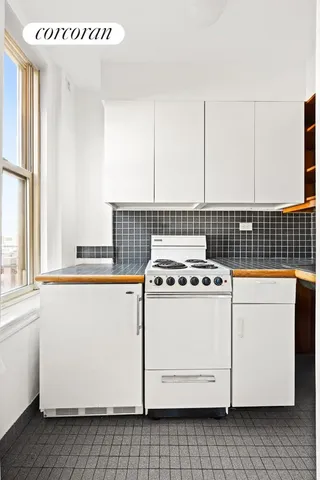 $429,000 | 24 5th Avenue, Unit 731 | Greenwich Village