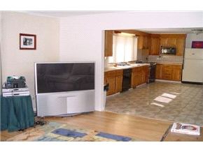 944 Mammoth Road Manchester, NH 03104 - Photo 5 of 8
