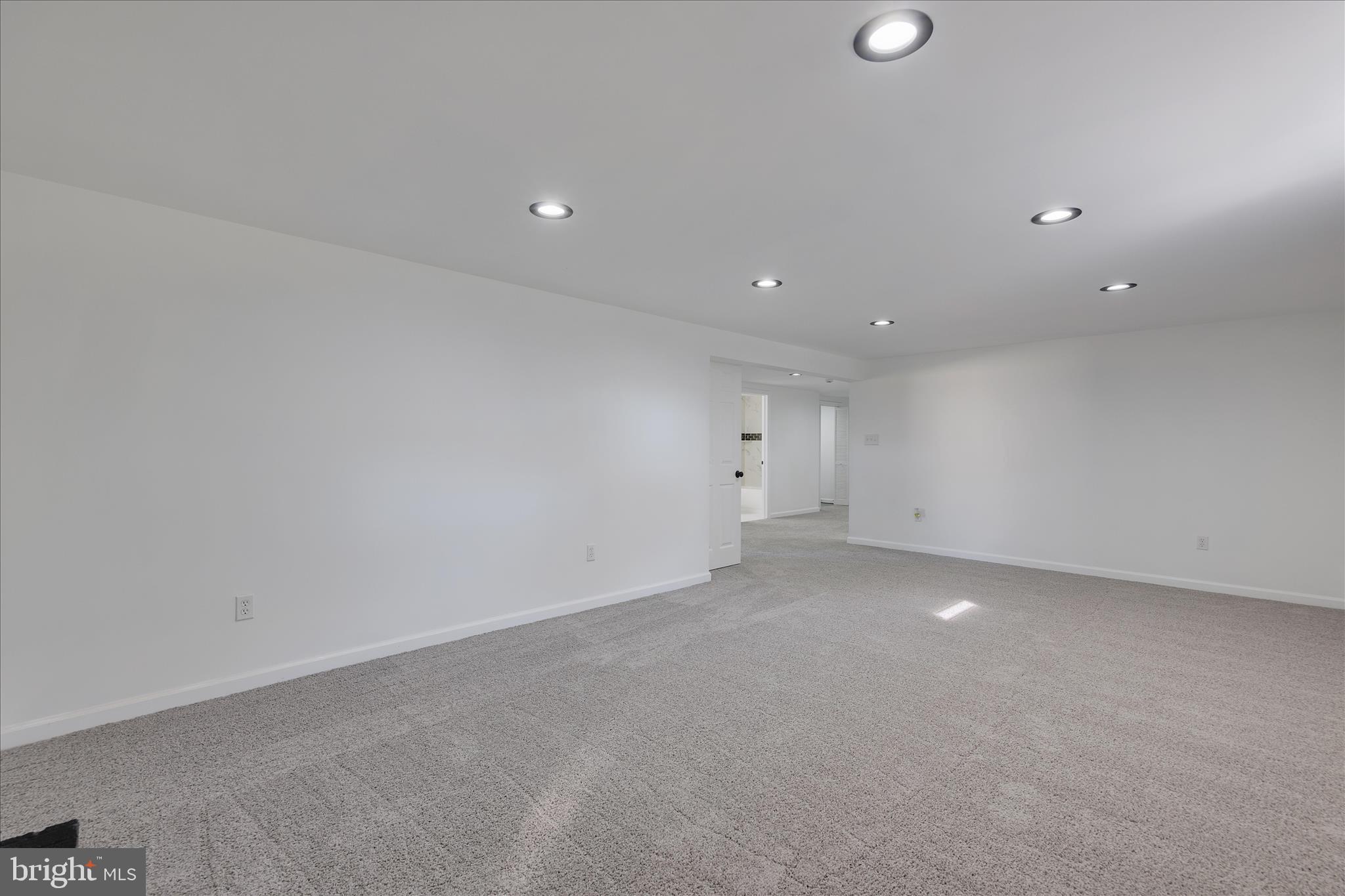6810 Surratts Road Clinton, MD 20735 - Photo 26 of 40