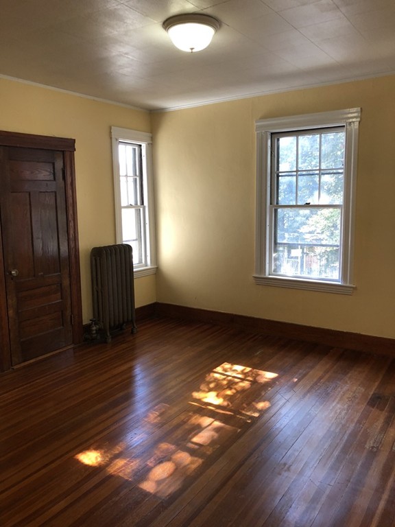 2 Trowbridge Road Worcester, MA 01609 - Photo 13 of 24 Gallery Image 13