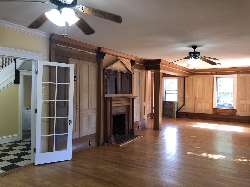 2 Trowbridge Road Worcester, MA 01609 - Photo 4 of 24 Gallery Image 4