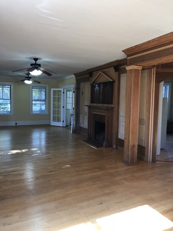 2 Trowbridge Road Worcester, MA 01609 - Photo 6 of 24 Gallery Image 6