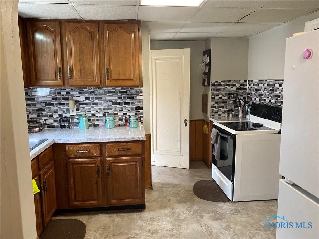 2012 Fernhill Road Toledo, OH 43607 - Photo 6 of 39 Gallery Image 6