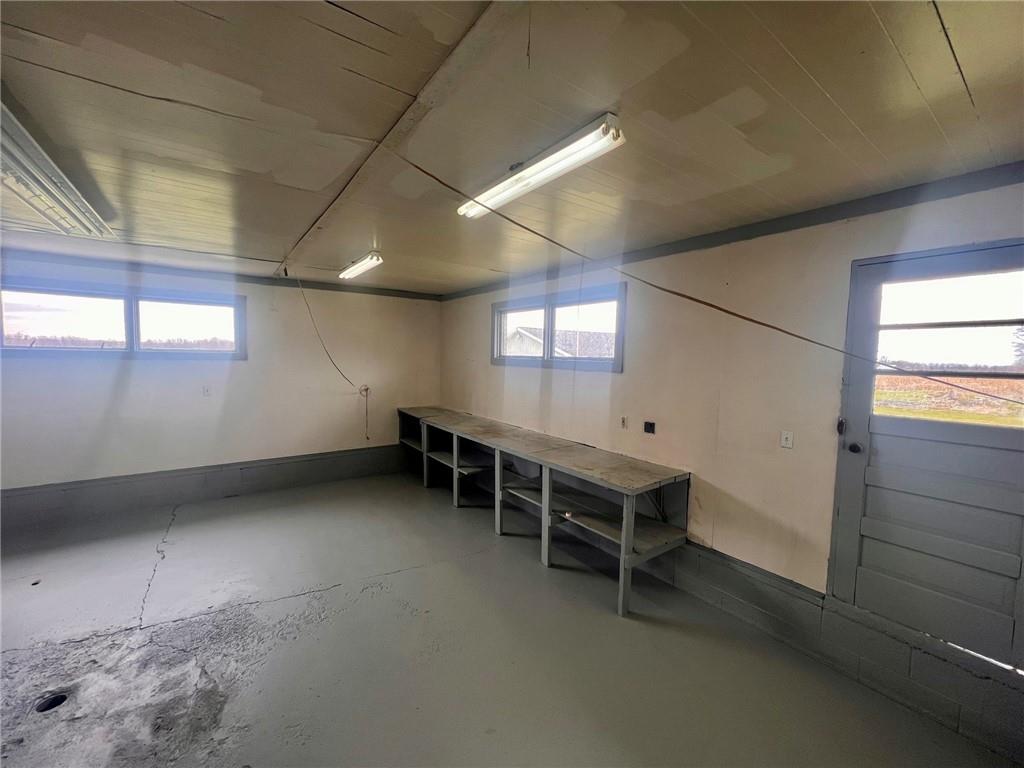 1170 Vernon Road Greenville, PA 16125 - Photo 18 of 32