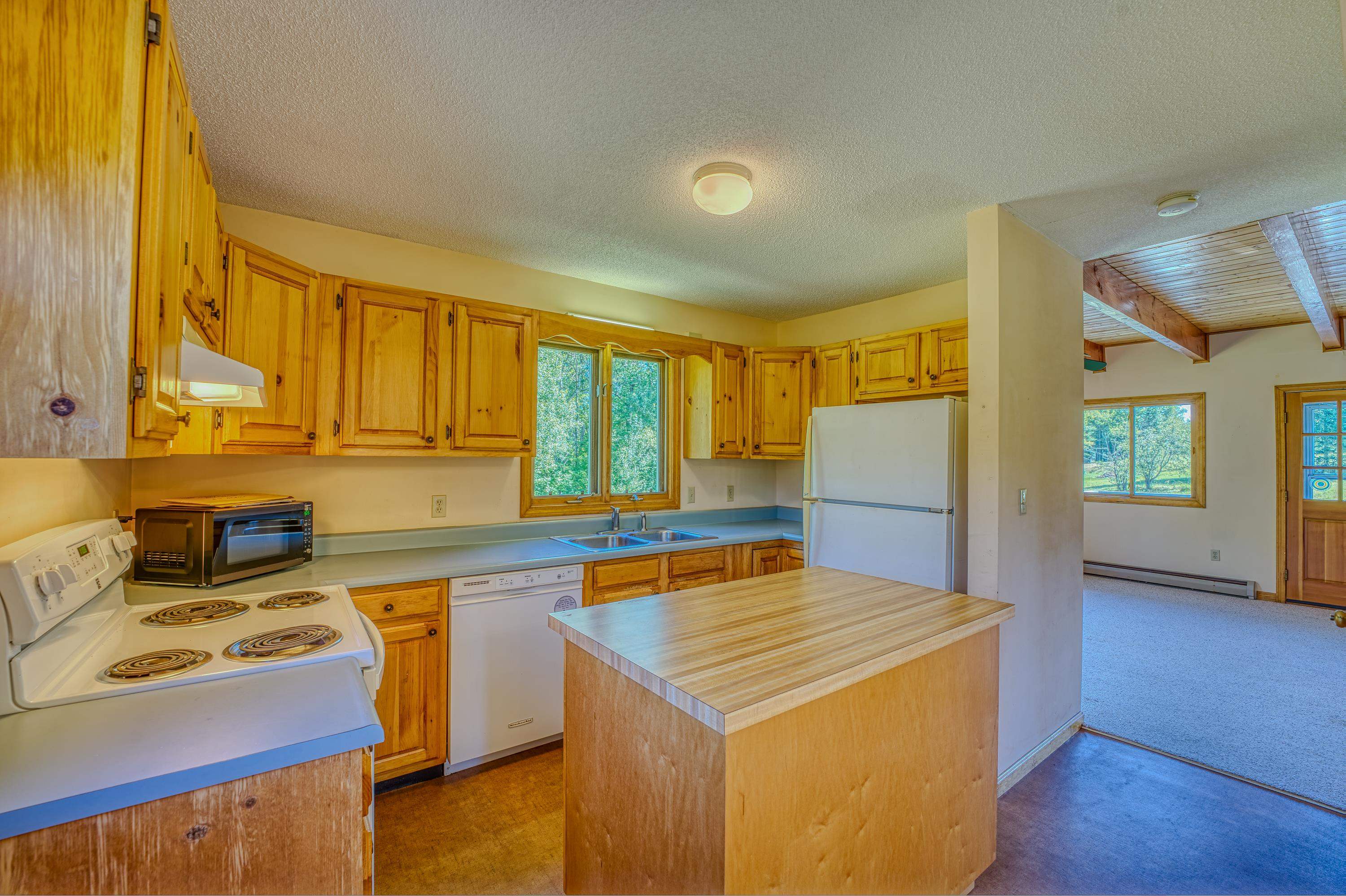 637 Hadley Road Sugar Hill, NH 03586 - Photo 34 of 46