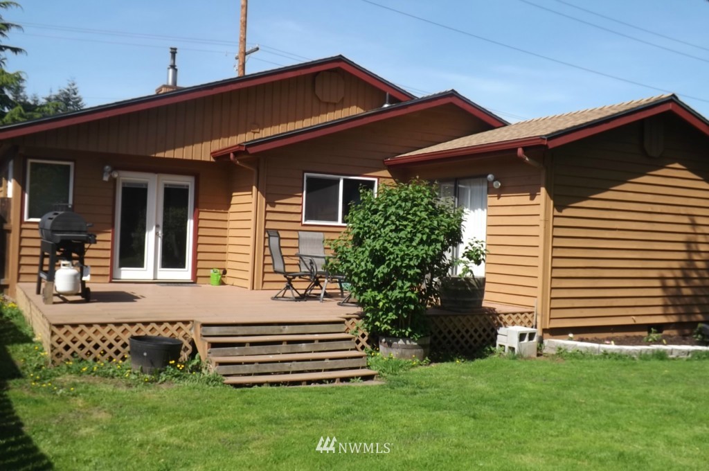 2843 McLeod Road Bellingham, WA 98225 - Photo 3 of 11 Gallery Image 3