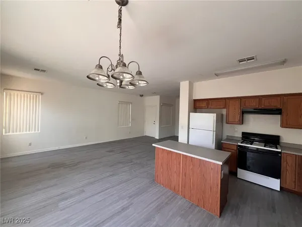 $1,945 | 7828 Montour Falls Street, Las Vegas, NV 89149