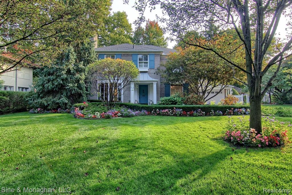 1020 Devonshire Road Grosse Pointe Park, MI 48230 - Photo 1 of 41