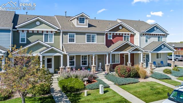 6382 Pilgrimage Road Colorado Springs, CO 80925 - Photo 4 of 32 Front view