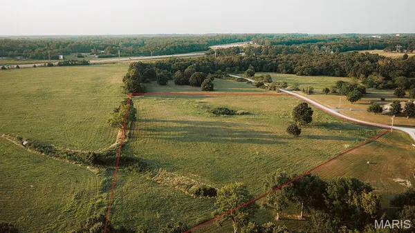 $59,999 | 10 Nikon Drive, Phillipsburg, MO 65722